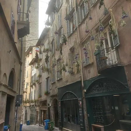 Vecchia Torre Apartment Holiday Family Apartment Bergamo